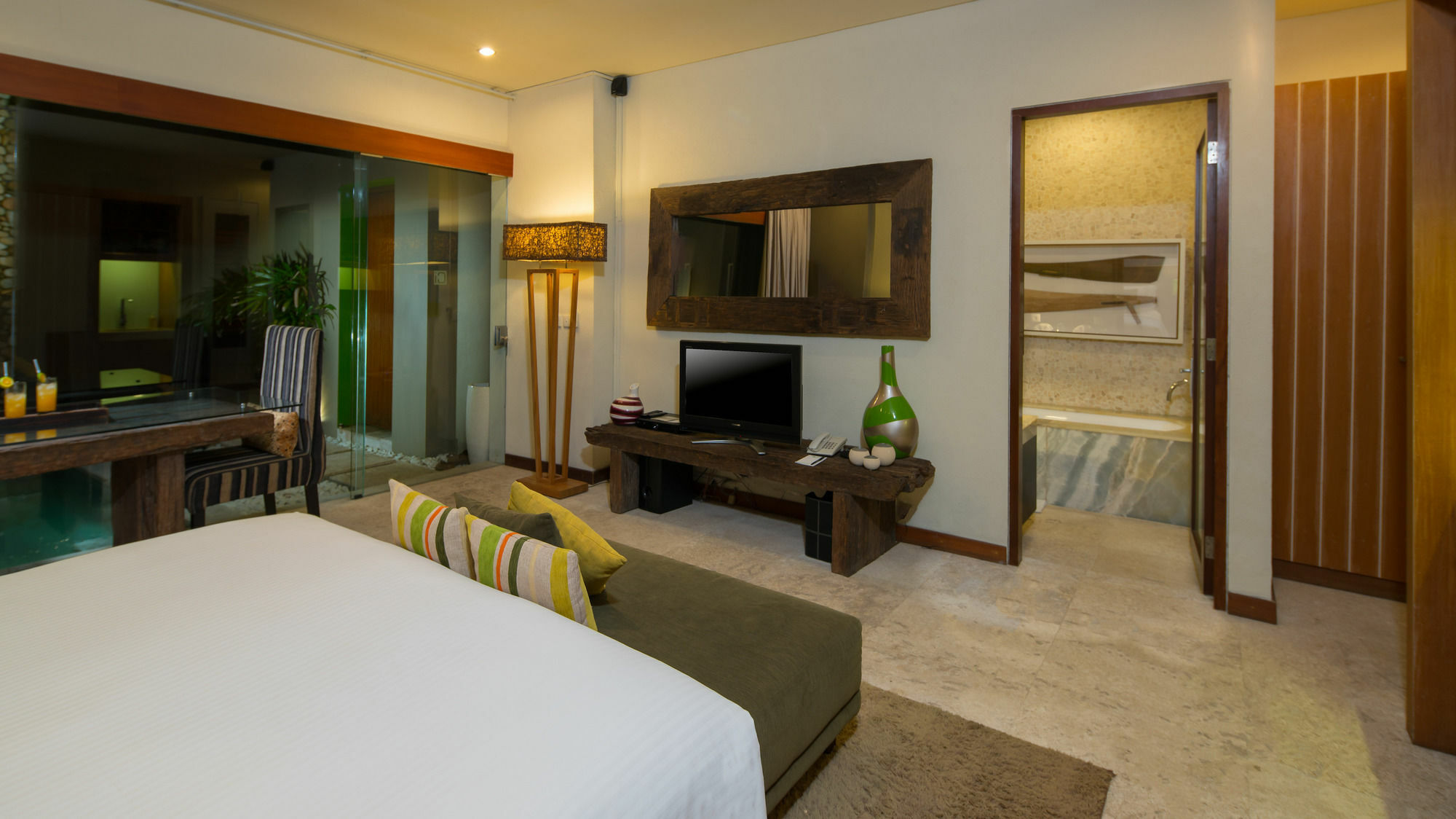 Cicada Luxury Townhouses Hotel